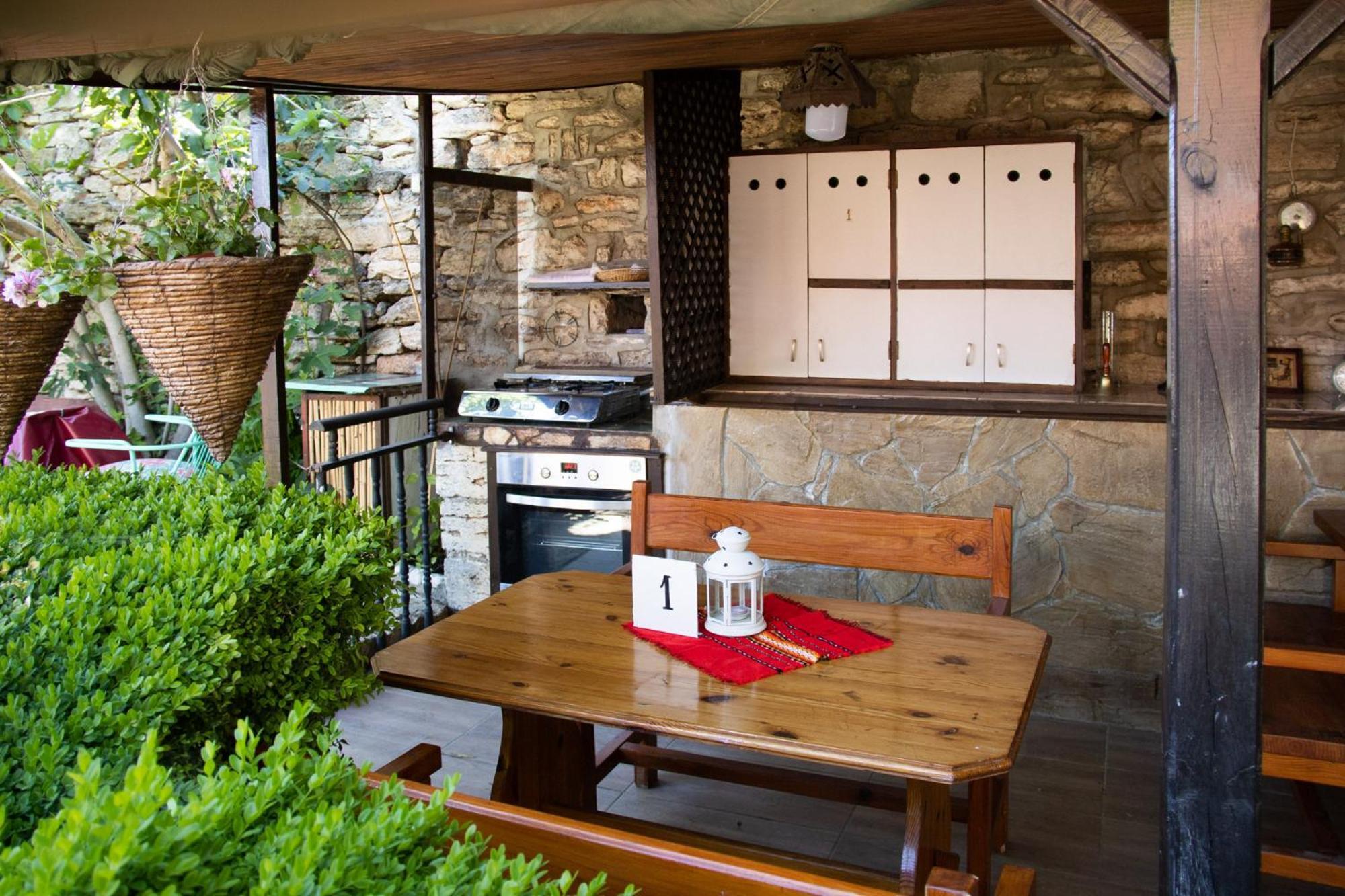 Старата Баkалия The Old Grocery, Guest Rooms Balchik Exterior foto